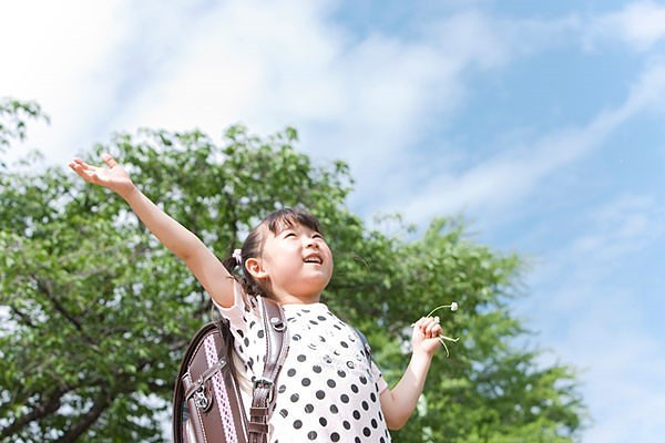 小学入学年龄是几岁？年龄限制合理吗？