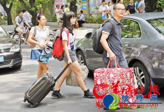 中山大学8月21日迎新 简化报到程序令人耳目一新