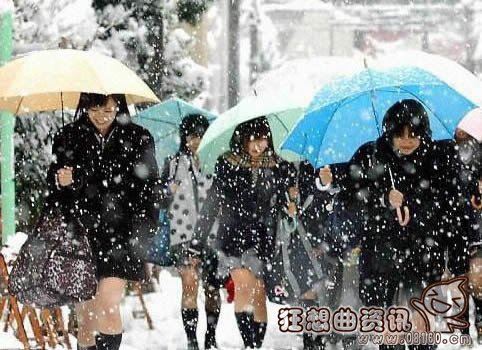 日本女人冬天穿短裙不冷吗，揭秘她们为什么不怕冷