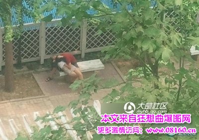 监控拍下的公园男女，监控拍下了惊人一幕