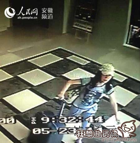 五名女子白天入室盗窃，曝光五名女子是如何入室盗窃