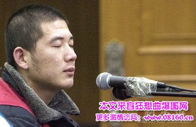 杀城管小贩被执行死刑，杀人小贩夏俊峰照片