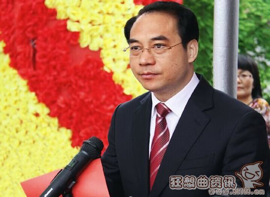 吸毒市长或被下套，私生活牵扯多名女性