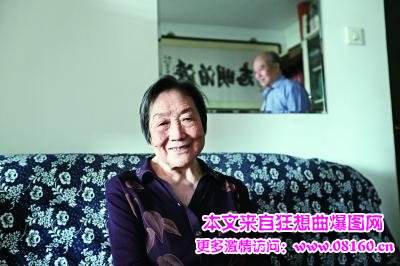 为袁崇焕守墓的佘老太照片，为何为袁崇焕守墓400年？