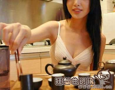 泡茶女色诱20余官员拍艳照，官员为何这么不经色诱？