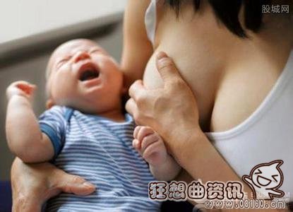 公交车哺乳被骂，公共场所哺乳如何避免尴尬