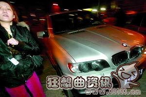 交警怒踹宝马女完整版，开宝马的女人为何总让人讨厌？