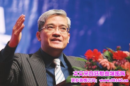 郎咸平谈中国房价经济，经济学家郎咸平最新或2022（历届）年房价